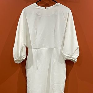 Women beautiful dress brand new fits Small/ Medium